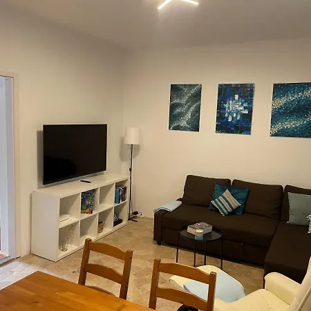 Holiday home Dom Nyaralo Balatonfenyves