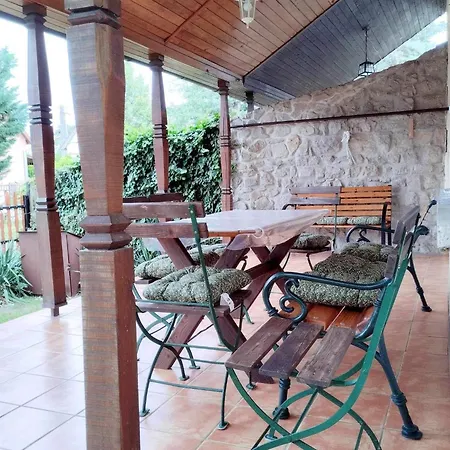 Holiday home Dom Nyaralo *