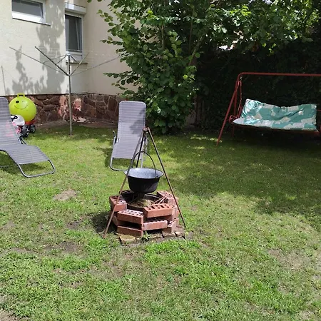 Dom Nyaralo Holiday home Balatonfenyves